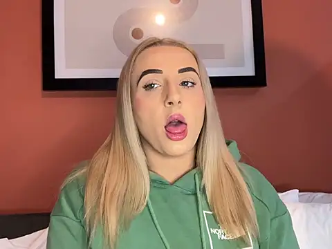 Snapshot of Strongqueen chatting on 23, 2, 2025 Strongqueen online show from 23, 2, 2025