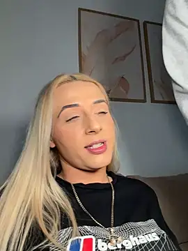 Snapshot of Strongqueen chatting on 8, 5, 2026 Strongqueen online show from 8, 5, 2026