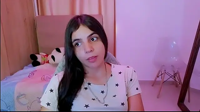 Snapshot of _elenna chatting on 2, 5, 2026 elenna online show from 2, 5, 2026
