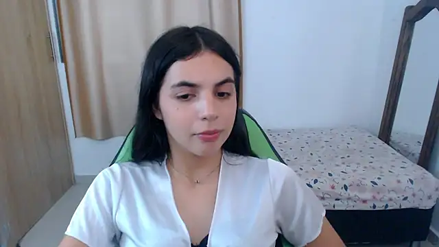 elenna online show from 1, 3, 2025