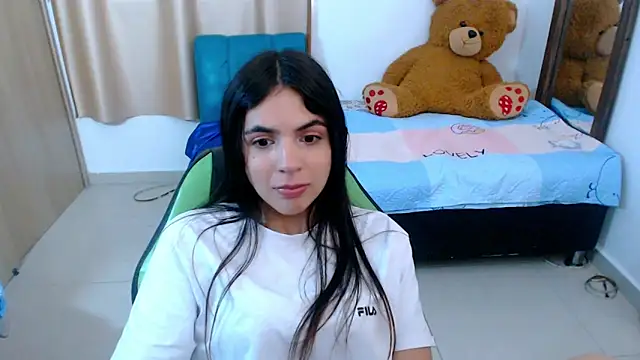 elenna online show from 15, 3, 2025