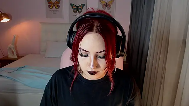 Snapshot of Jessie_williams chatting on 4, 1, 2025 Jessie williams online show from 4, 1, 2025