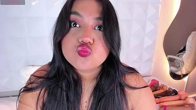 Crismat  online show from 15, 1, 2025