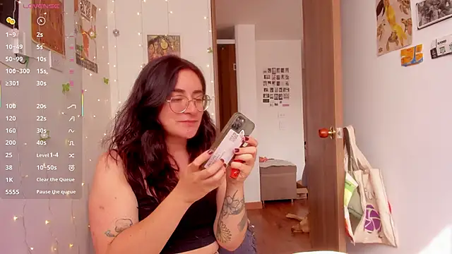 linda giggle online show from 15, 10, 2025