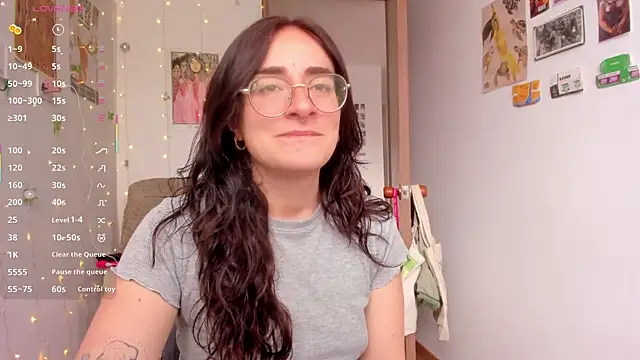 linda giggle online show from 22, 10, 2025