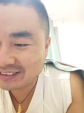 Snapshot of guozuo chatting on 10, 11, 2025 guozuo online show from 10, 11, 2025