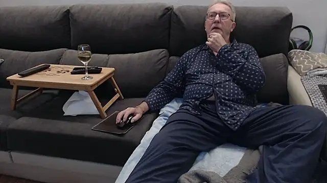 Nudelschwanz online show from 21, 2, 2026