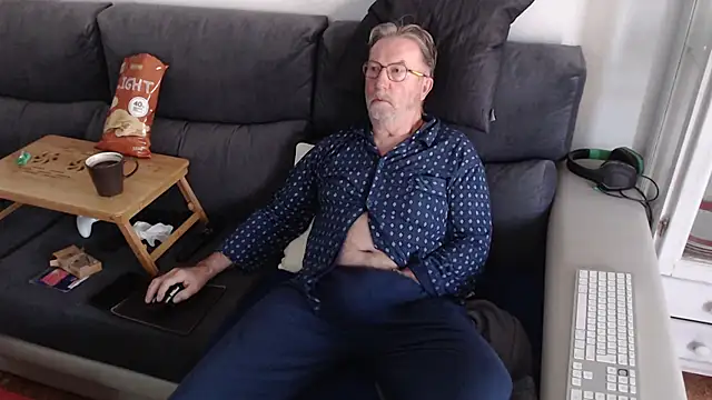 Nudelschwanz online show from 10, 3, 2025