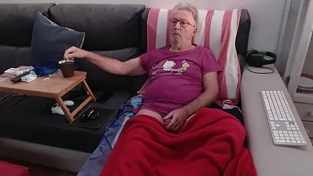 Nudelschwanz online show from 5, 12, 2025