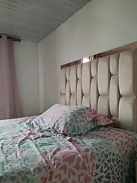  kathaLopez  online show from 21, 12, 2025