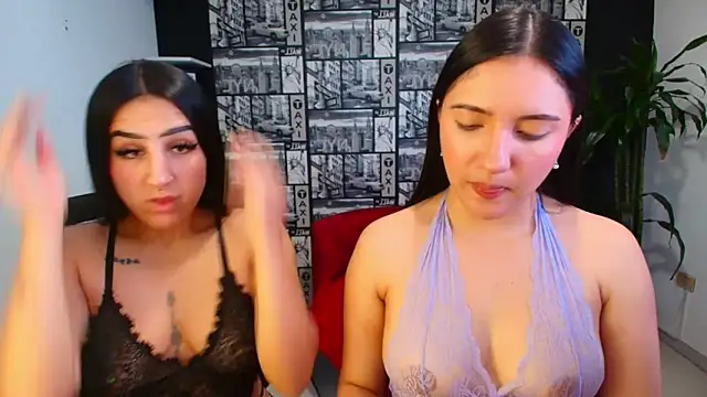 Snapshot of Isa_And_Natasha chatting on 12, 5, 2026 Isa And Natasha online show from 12, 5, 2026