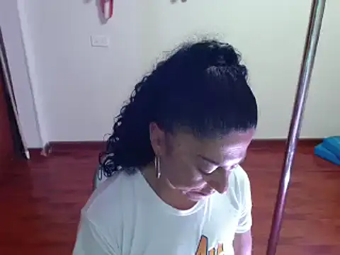 Anitta muscle online show from 26, 2, 2025