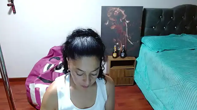 Anitta muscle online show from 20, 11, 2025