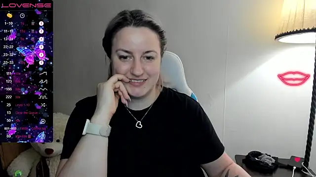 Snapshot of Christen_John_lover chatting on 21, 2, 2025 Christen John lover online show from 21, 2, 2025