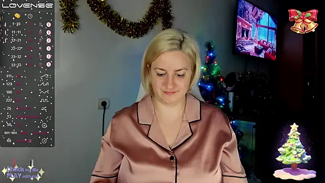Snapshot of Christen_John_lover chatting on 24, 12, 2024 Christen John lover online show from 24, 12, 2024
