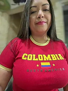 Snapshot of cami_ortiz__ chatting on 4, 7, 2026 cami ortiz online show from 4, 7, 2026