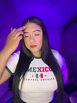 Snapshot of cami_ortiz__ chatting on 5, 7, 2026 cami ortiz online show from 5, 7, 2026