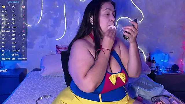 emmajohnss online show from 13, 2, 2026