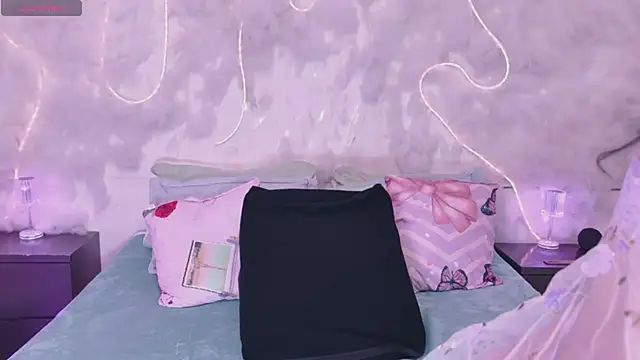 emmajohnss online show from 12, 3, 2026