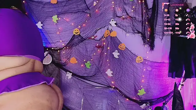 emmajohnss online show from 30, 10, 2025