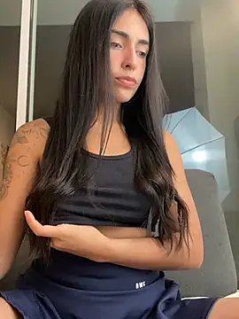 DaphneUwu online show from 19, 4, 2026