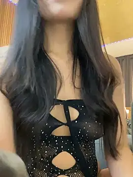 DaphneUwu online show from 12, 2, 2026