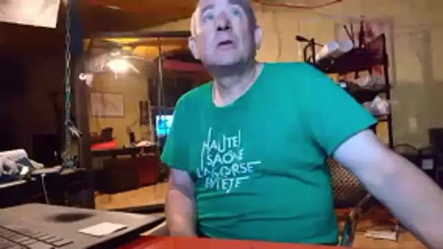 Snapshot of jeanlulu chatting on 1, 6, 2026 jeanlulu online show from 1, 6, 2026