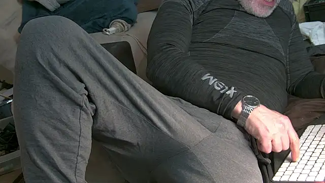 mike30nbg online show from 12, 4, 2026