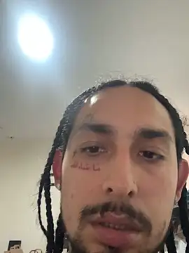 Snapshot of Longmoney444 chatting on 13, 4, 2026 Longmoney444 online show from 13, 4, 2026