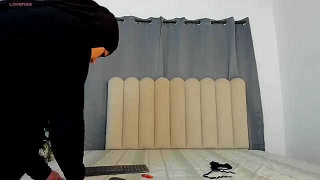 Dounia nagi online show from 30, 10, 2025