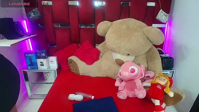 Ginna doll online show from 8, 5, 2026