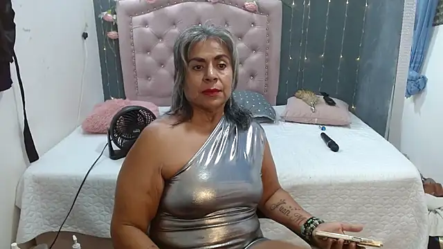 Snapshot of lalisha_96 chatting on 8, 11, 2025 lalisha 96 online show from 8, 11, 2025