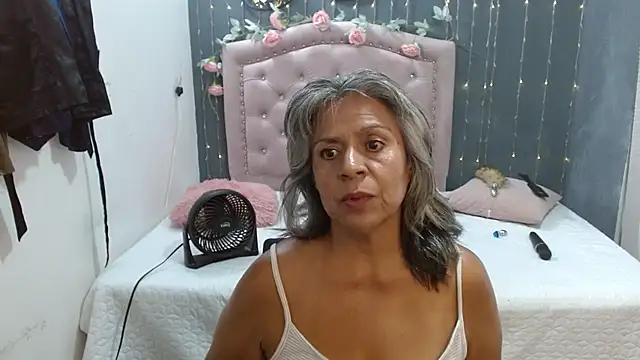 Snapshot of lalisha_96 chatting on 5, 11, 2025 lalisha 96 online show from 5, 11, 2025