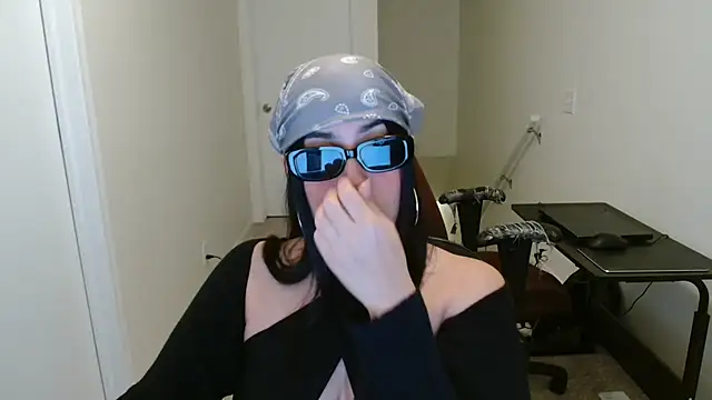 Sassy Latina online show from 16, 10, 2025