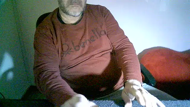 Snapshot of Greek_Passion chatting on 15, 12, 2024 Greek Passion online show from 15, 12, 2024