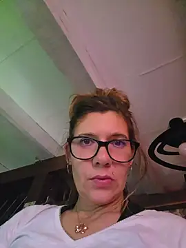 Lina lou4 online show from 19, 7, 2026