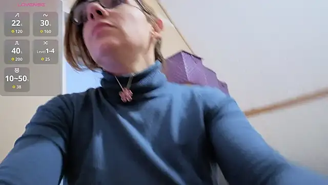 Lina lou4 online show from 7, 1, 2026