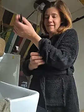 Lina lou4 online show from 3, 4, 2026