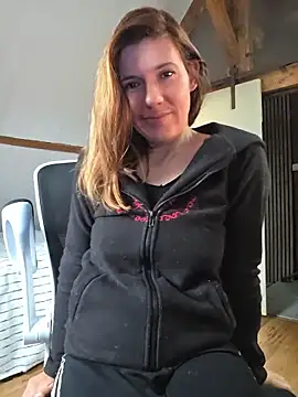 Lina lou4 online show from 19, 1, 2026