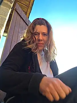 Lina lou4 online show from 17, 3, 2026