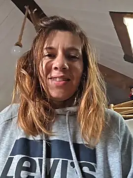 Lina lou4 online show from 8, 2, 2026