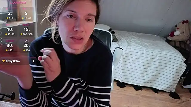 Lina lou4 online show from 1, 11, 2025