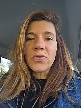 Lina lou4 online show from 19, 4, 2026