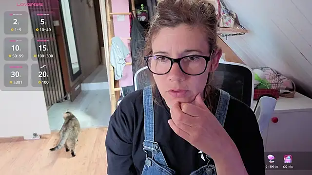 Lina lou4 online show from 8, 6, 2026