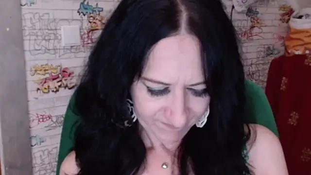 Snapshot of DebraMilf chatting on 2, 8, 2026 DebraMilf online show from 2, 8, 2026