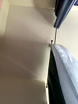 Snapshot of SuzieWanKenobi chatting on 14, 9, 2025 SuzieWanKenobi online show from 14, 9, 2025