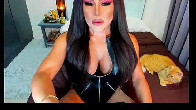 MissNaughtyTyra online show from 28, 5, 2026