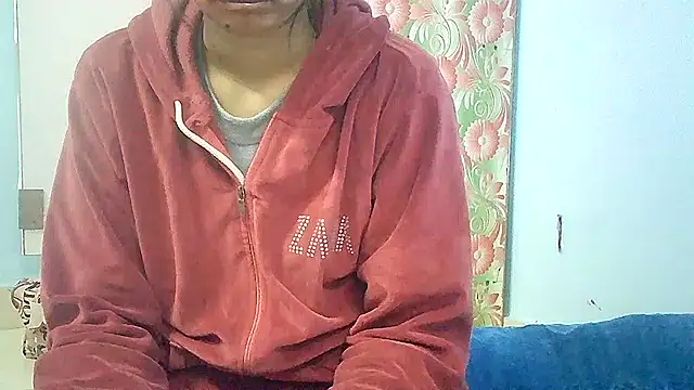 lovelydesi21 online show from 18, 1, 2025