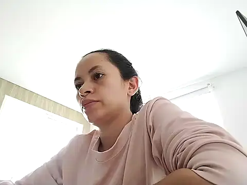 Snapshot of sharonshow chatting on 7, 2, 2025 sharonshow online show from 7, 2, 2025