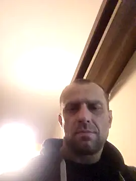 Roman0798 online show from 15, 12, 2025